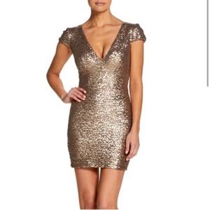 Size M. Dress the Population Zoe gold dress.